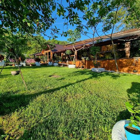 Готель Langa Stana Куртя-де-Арджеш Екстер'єр фото
