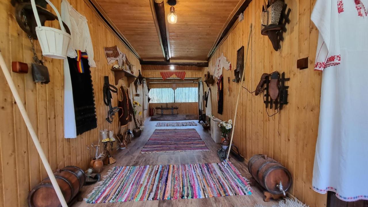 Готель Langa Stana Куртя-де-Арджеш Екстер'єр фото